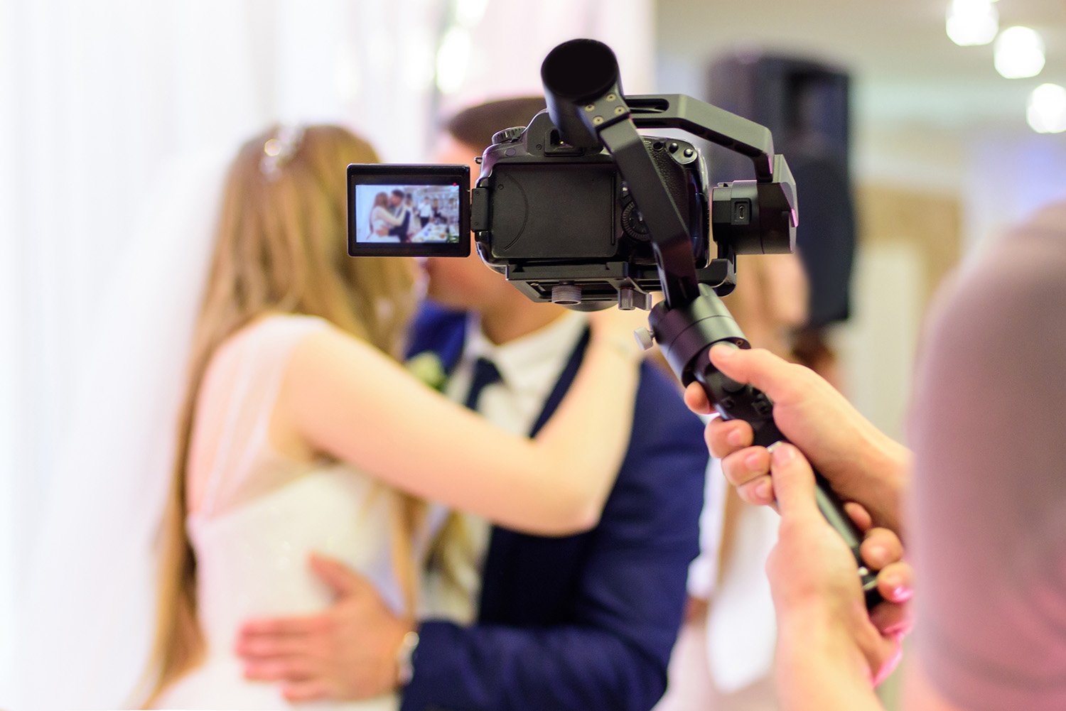How to Choose the Perfect Videographer for Your Wedding in Dallas
