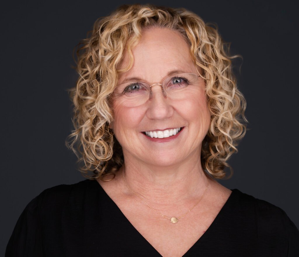 Dallas Headshot example for a woman who used her headshot for work | 2mm Headshots and Event Photography Dallas Corporate Headshot