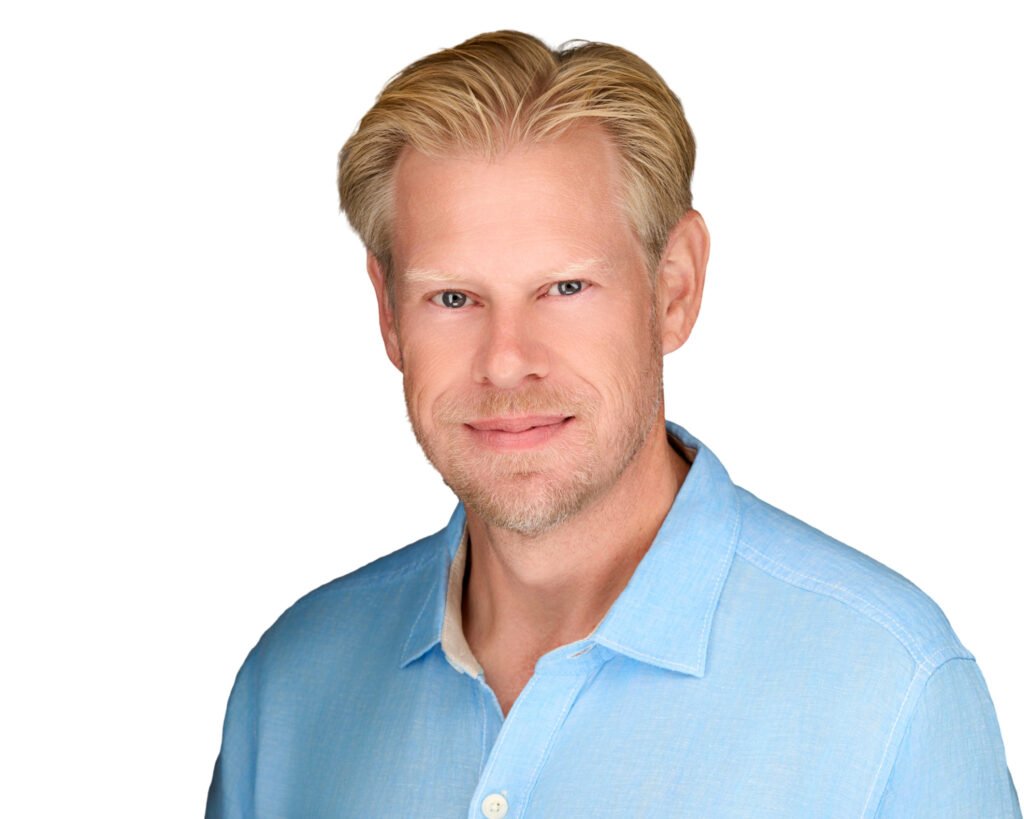 Headshots for LinkedIn Near Coppell Texas My studio or on location - 2mm Headshots & Event Photography Branding Portraits Richardson