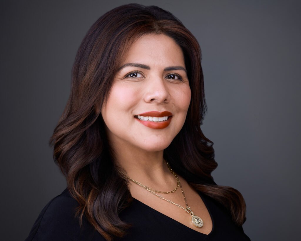A headshot of a female at the gaylord texan resort and conference center - 2mm Headshots & Event Photography Professional Headshot Photographer