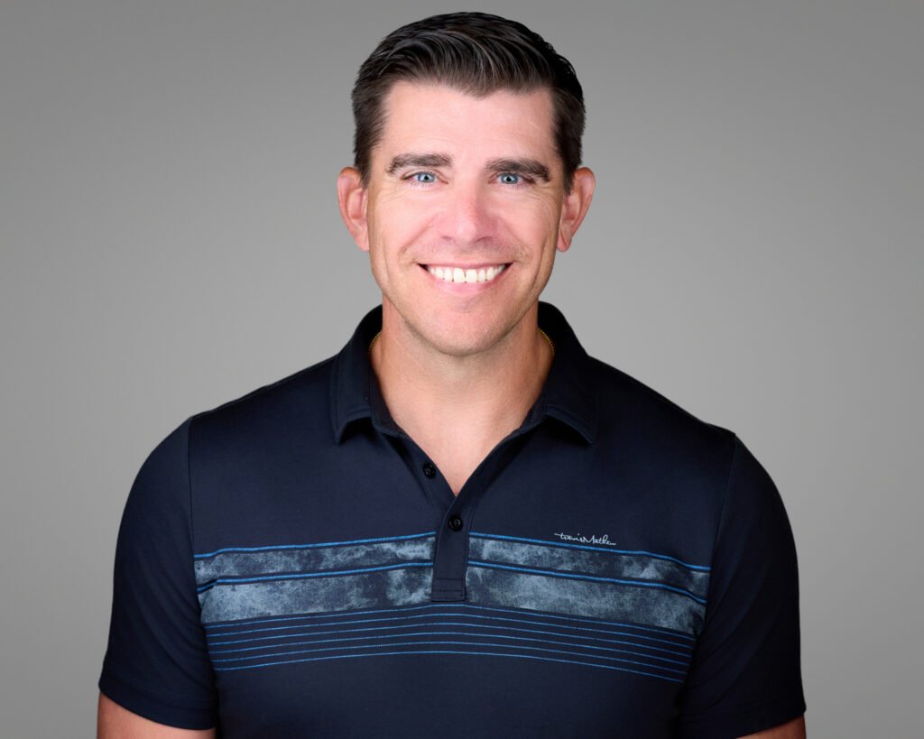 Evoto - 2mm Headshots & Event Photography Headshots for Men in Irving