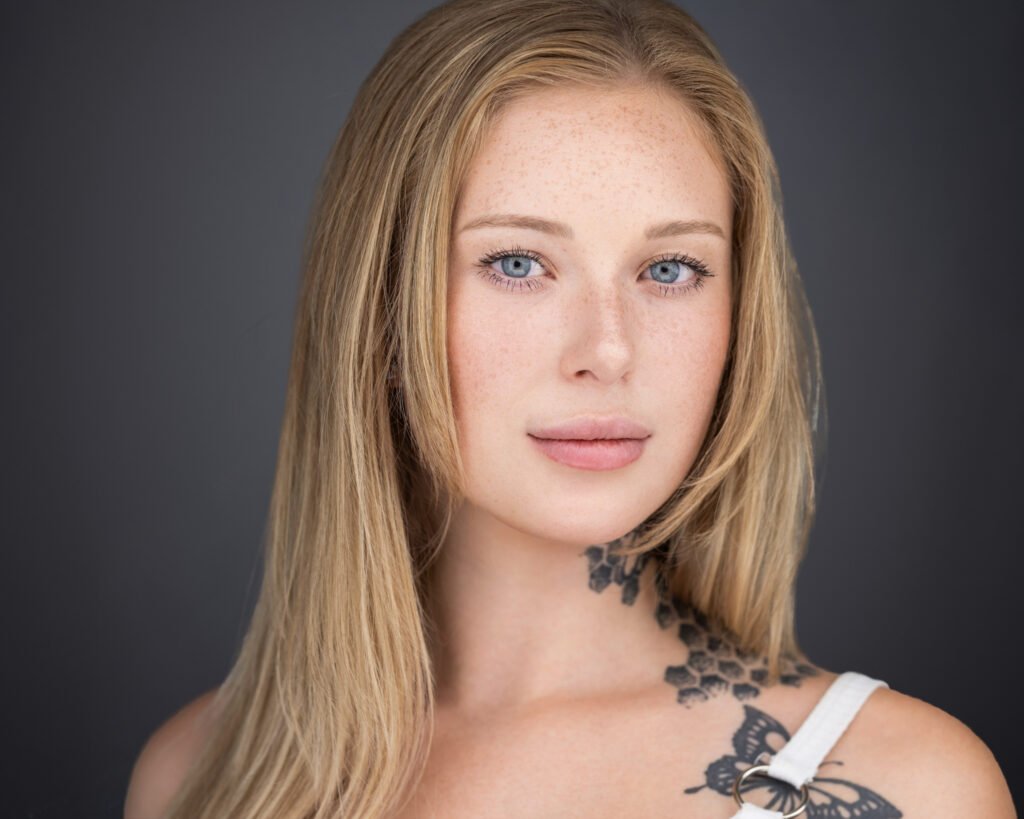 Actor Headshot in Studio DFW Photographer - 2mm Headshots & Event Photography Acting headshot with natural expression and professional lighting.