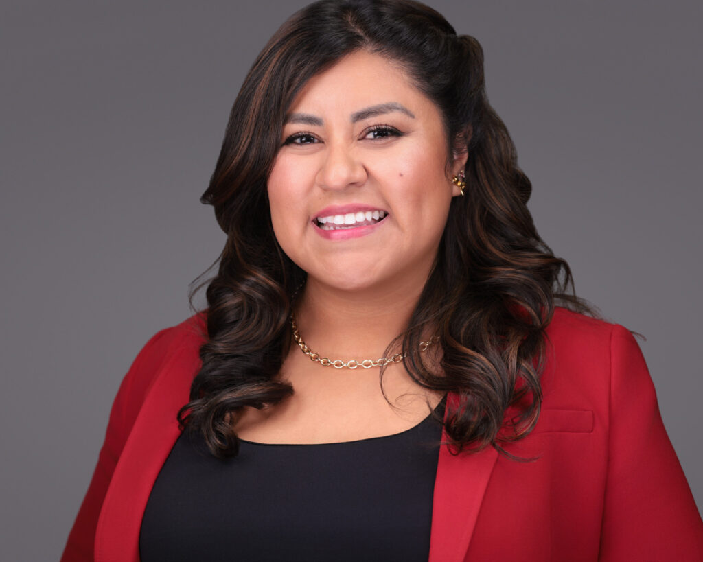 Corporate mixer and event photography at the Glass Cactus Nightclub, Gaylord Texan’s premier waterfront venue.